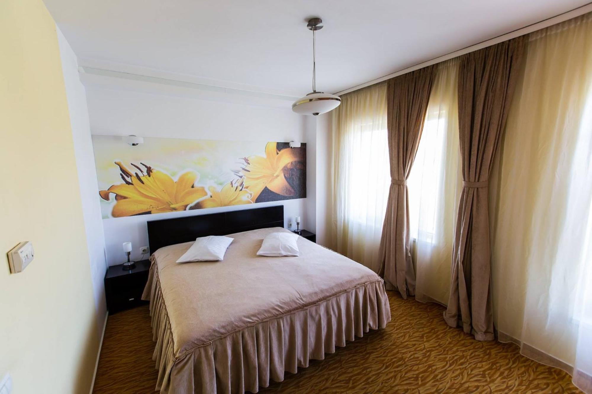 Hotel Grandis Apulum Mioveni المظهر الخارجي الصورة